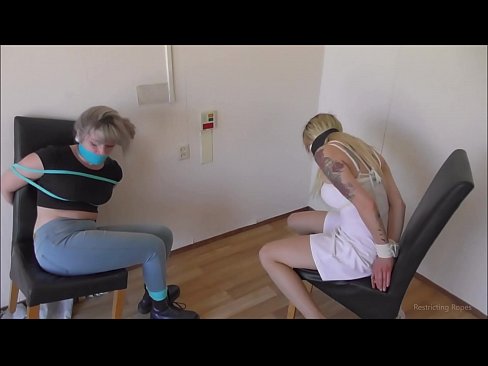 ❤️ צוגעבונדן / צוגעבונדן און געגאסען / מיידל אין נויט פּאָרנאָ ביי אונדז ❤